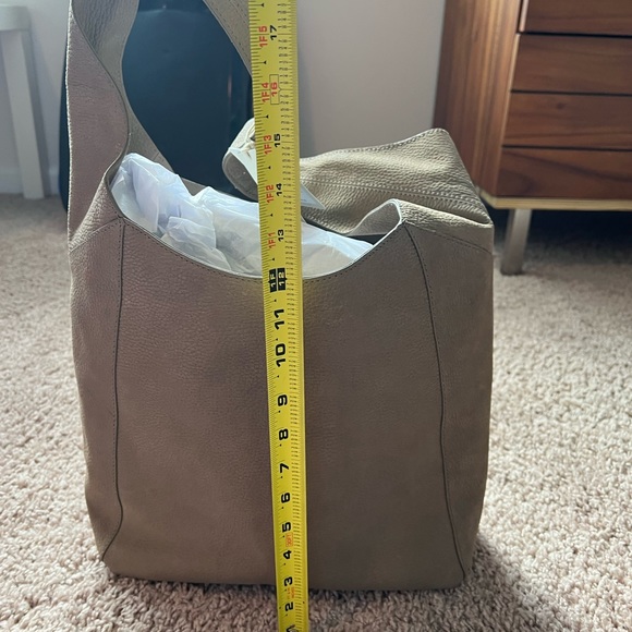 Selling a new Patti bag my Lucky Brand - Picture 9 of 13